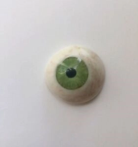 Prothèse oculaire sur mesure utilisée après une chirurgie des cavités orbitaires, de l'énucléation ou de l'éviscération à Lyon, Roanne et Givors