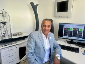Dr David Seifeddine, ophtalmologue spécialisé en chirurgie réfractive à Roanne