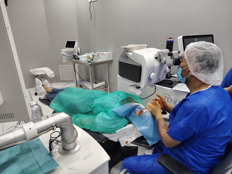 Opération laser LASIK yeux à la Clinique de la vue Lyon