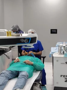 PresbyLasik sur patient à la Clinique de la vue Lyon