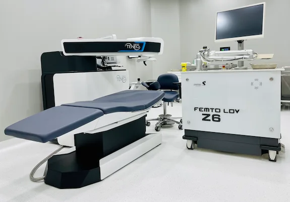 Plateforme laser TENEO et FEMTO LDV Z6 pour chirurgie réfractive à Lyon